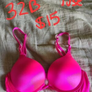 Victoria's Secret Hot Pink Bombshell Plunge Bra